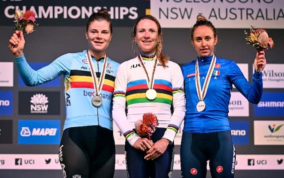 Mondiali ciclismo, Van Vleuten oro nella prova in linea femminile